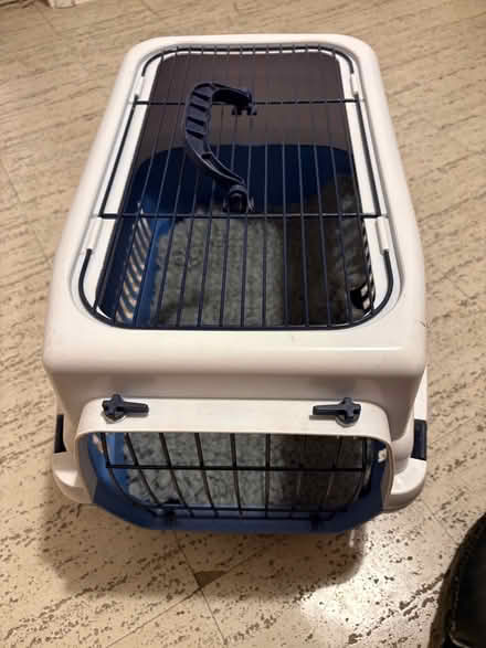 Photo of free Cat carrier (Widcombe BA2) #1