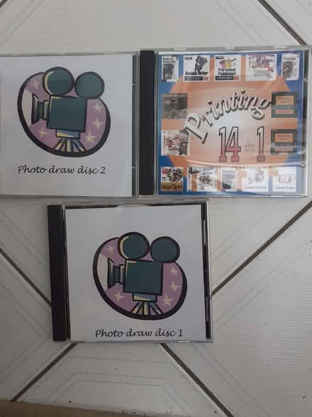 Photo of free Graphics instruction DVD's (Southport PR8) #1