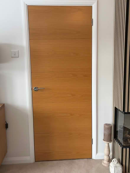 Photo of free 10 oak vaneer internal doors with handles, hinges, fittings (Abbots Bromley WS15) #3