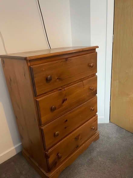 Photo of free Bed side draws and chest of drawers (Dartford) #4