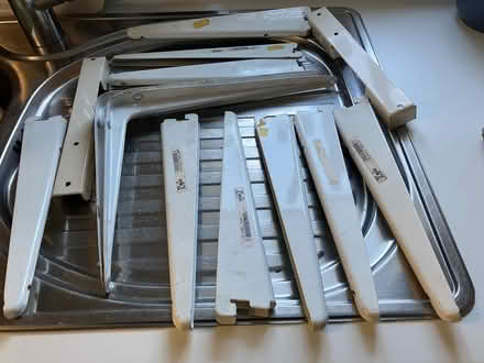 Photo of free Shelf brackets (Torbrex FK8) #1