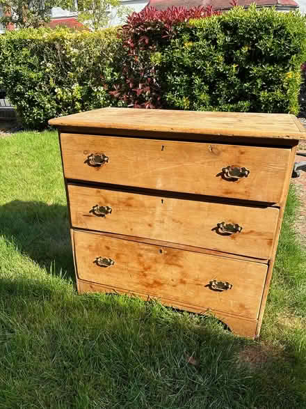Photo of free Antique pine 3-drawer dresser (East Sheen SW14) #2