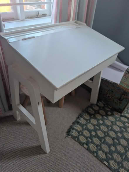Photo of free Wooden child's desk (HR1) #1