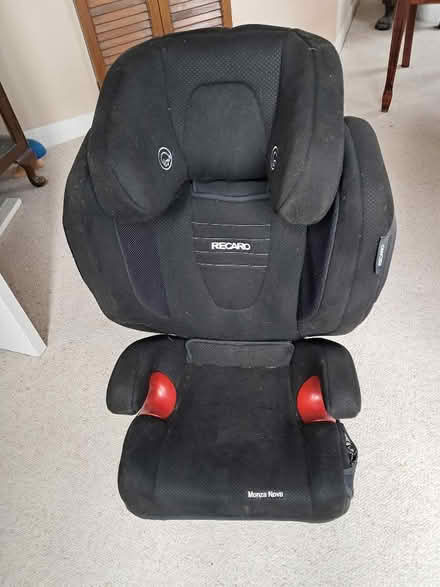 Photo of free Child's car seat (Knebworth SG3) #4
