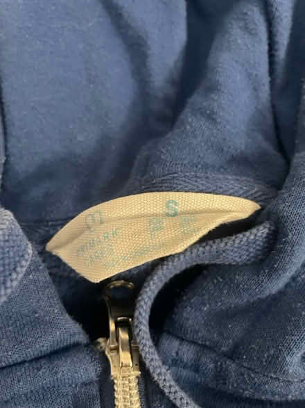 Photo of free Primark zip hoodie (Kennedy/16th in Markham) #2