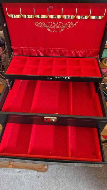 Photo of free Jewellery Box (Horsham Station) #2