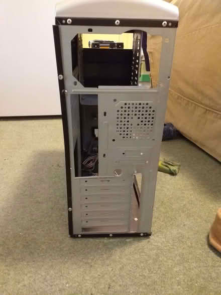 Photo of free PC case (Athelon or similar size) (Old Walcot SN3) #1