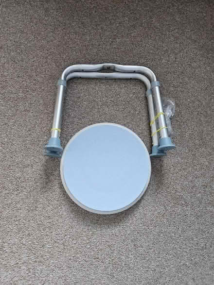 Photo of free 360° Rotating Shower Stool (Wisewood S6) #1
