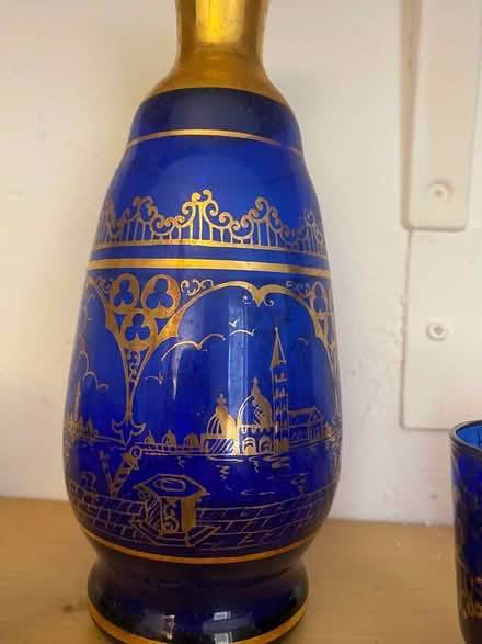 Photo of free Drinks decanter and glasses (Dublin 14) #4