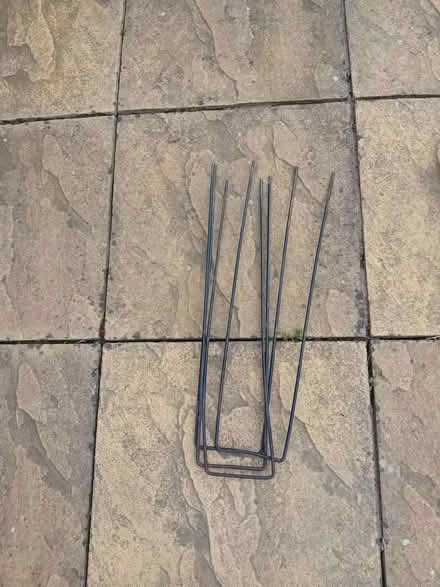 Photo of free Wooden bird feeding table (Greenford UB6) #2