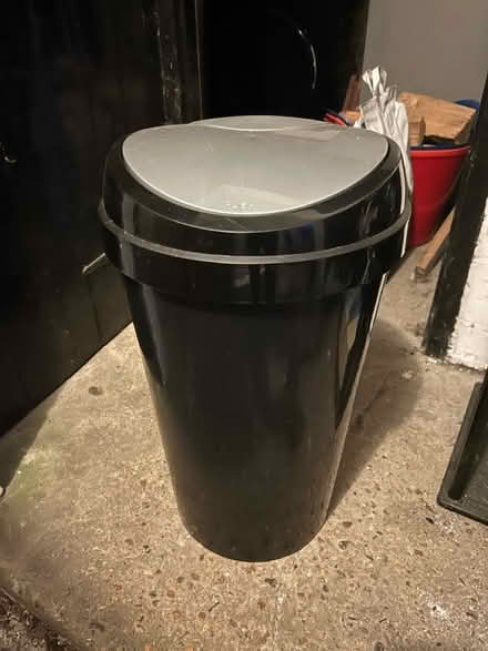 Photo of free Plastic bin (Rowsham HP22) #1
