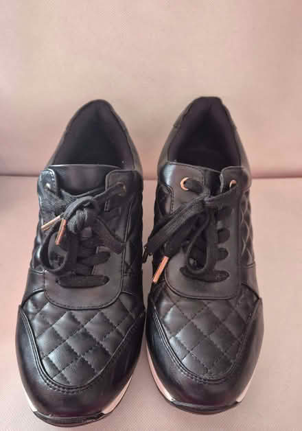 Photo of free New Look Black fashion shoes EU size 40 (Round Green LU2) #2