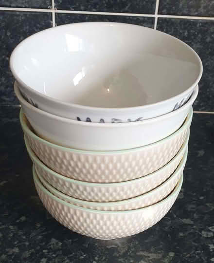 Photo of free Ceramic bowls x6 (Manor Park S2) #1