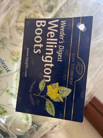 Photo of free Alan Titchmarsh wellingtons (Keighley BD20) #1