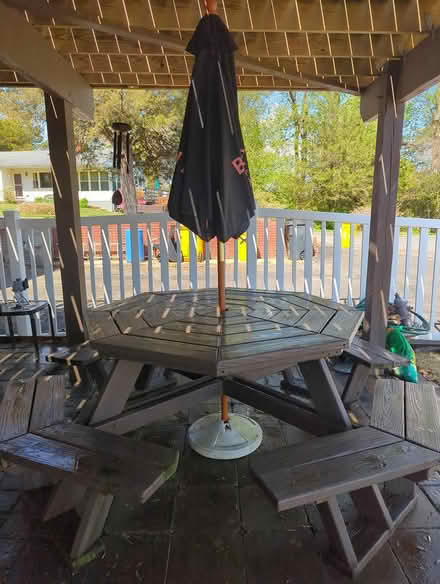 Photo of free Picnic table (Edgewater Maryland) #2