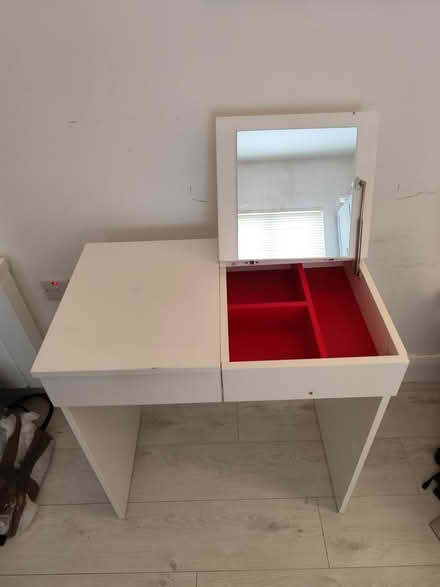 Photo of free Dressing table (Dublin 12) #4