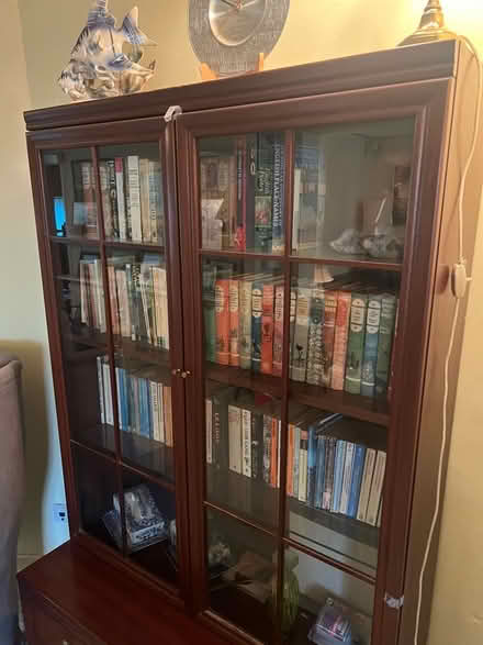 Photo of free G plan bookcase (Horspath OX33) #2