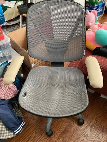 Photo of free Office chair (Capitol Hill) #1