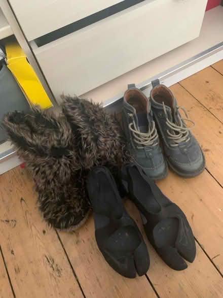 Photo of free Size 4 / 4.5 (M32) #1