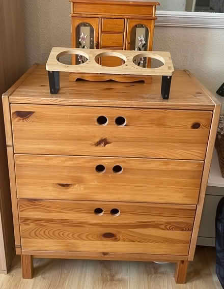 Photo of free Furniture & Electronics (HP2) #1