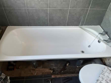 Photo of free Steel bath and shower screen (Glanadda LL57) #1