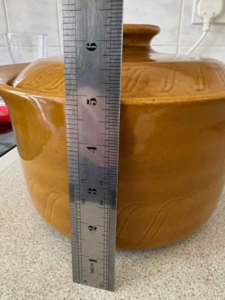 Photo of free Casserole Dish (St Leonards-on-Sea TN37) #3