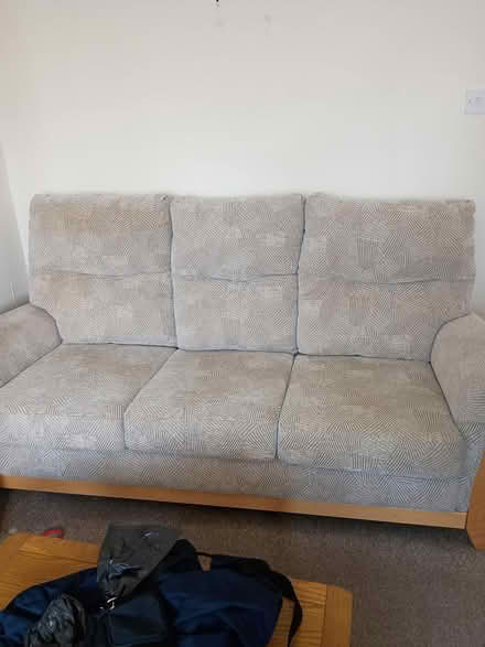 Photo of free Settee (Faversham Kent) #1