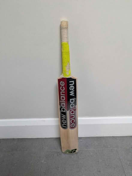 Photo of free Kids cricket bat (W7) #1