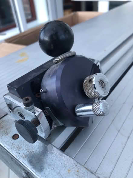 Photo of free Keencut 'Arrow' framing guillotine (High Green, S35) #3