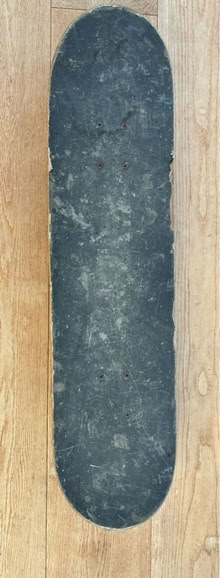 Photo of free Skateboard (Pinner HA5) #1