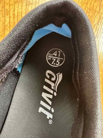 Photo of free Water shoes Size 7.5 blue and Size 6 pink (Heybridge CM9) #4