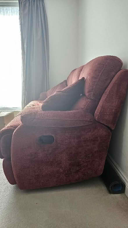 Photo of free Sofaworks Red Recliner Sofa - Must Go Before 14th April! (Colindale NW9) #3