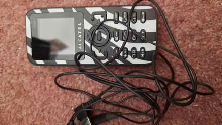 Photo of free Alcatel mobile phone unused (Byfleet KT14) #2