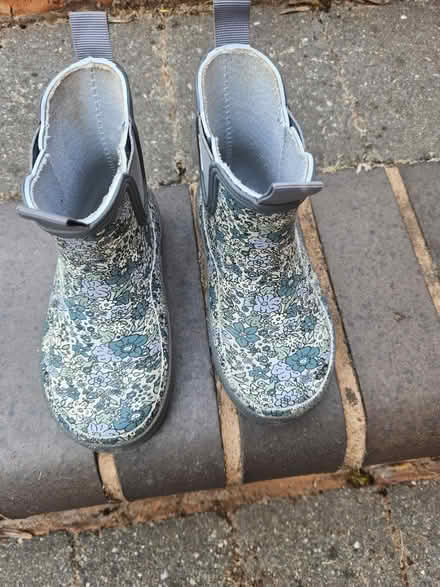 Photo of free Zara Printed Wellies (Hall green B28) #3
