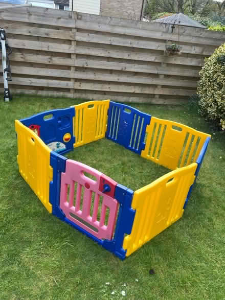 Photo of free Playpen (EH10 Fairmilehead) #1