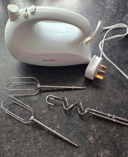 Photo of free Pacific electric whisk/blender (Matson, Gloucester GL4 6) #1