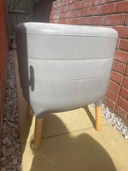 Photo of free Urbalive Tiered Worm Farm (Barnsley) #4