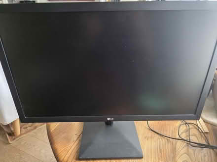 Photo of free 22inch monitor LG (Cyncoed, CF23) #1