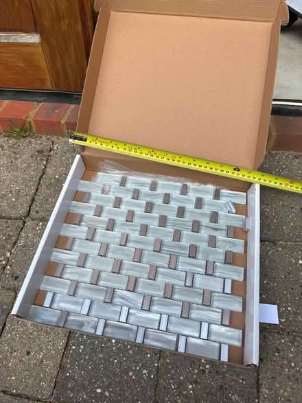 Photo of free Wall tiles (CR2) #1