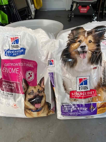 Photo of free Sensitive stomach dog food (Reston) #1