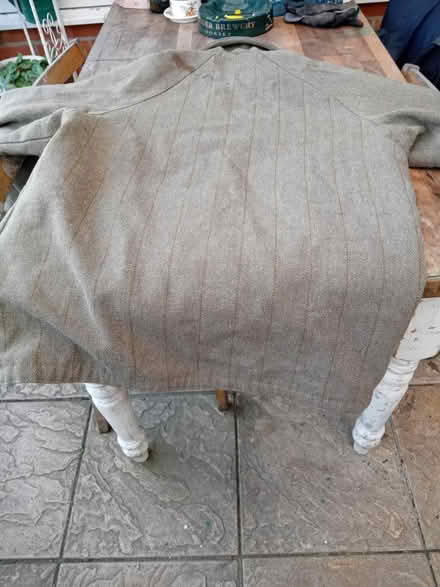 Photo of free Bronte mens tweed coat (Buriton GU31) #3