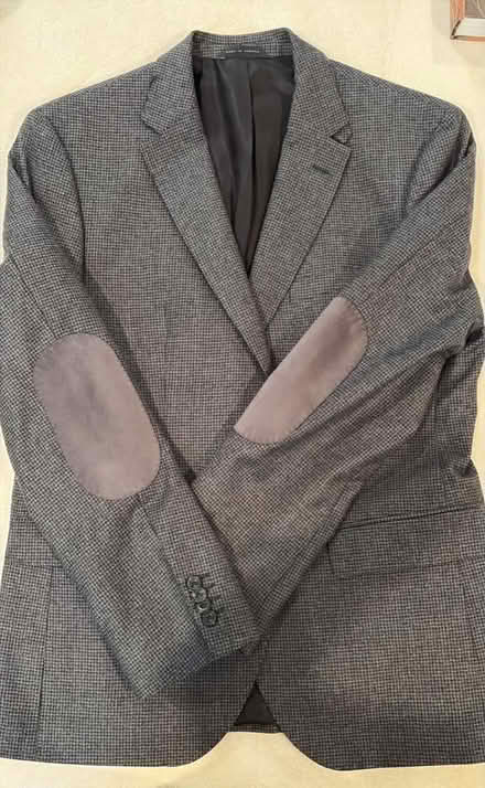 Photo of free Mens sports coat app 40 short (Cupertino by De Anza College) #1