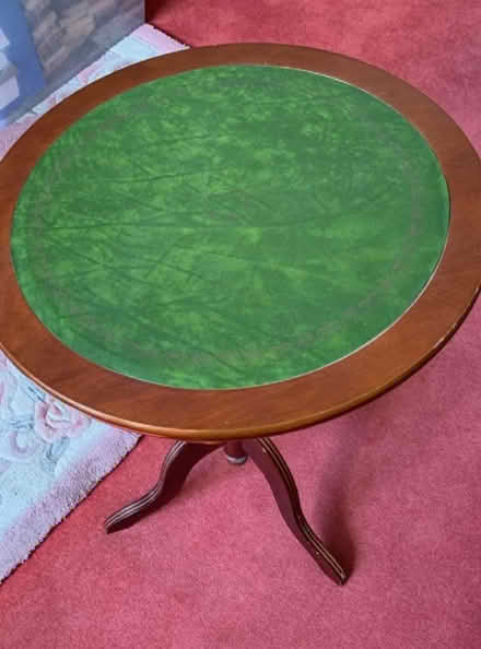 Photo of free Vintage pedestal card table (Hoddesdon EN11) #1