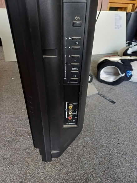 Photo of free Toshiba 37" TV working (Rooks Nest SG1) #2