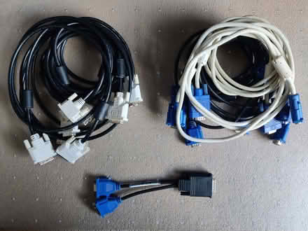 Photo of free VGA and DVI cables (Steventon OX13) #1