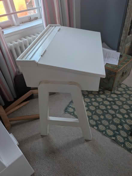 Photo of free Wooden child's desk (HR1) #2