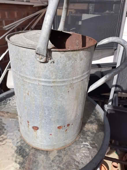Photo of free Old metal watering can - for decoration/planting (Southport PR8) #1