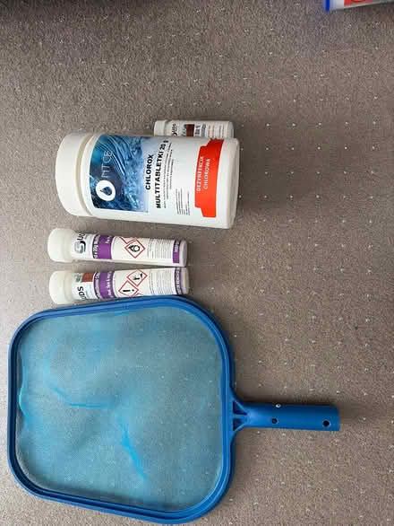 Photo of free Pool filters and chlorine + net (Riddlesdown road) #2