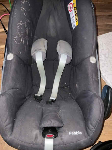 Photo of free Maxi Cosi Pebble infant car seat (SE26) #1