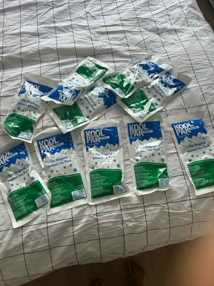 Photo of free Around 20 (CR7) #1